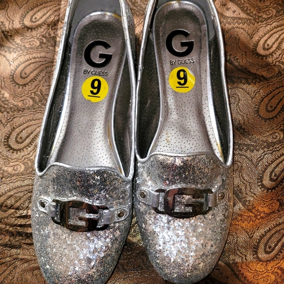 Guess flats women size US 9, Sparkle with Buckle - Picture 2 of 13